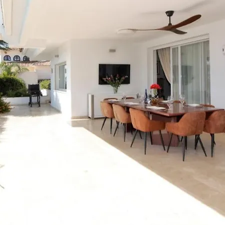 Willa Marbella Sea View 10 Bedrooms